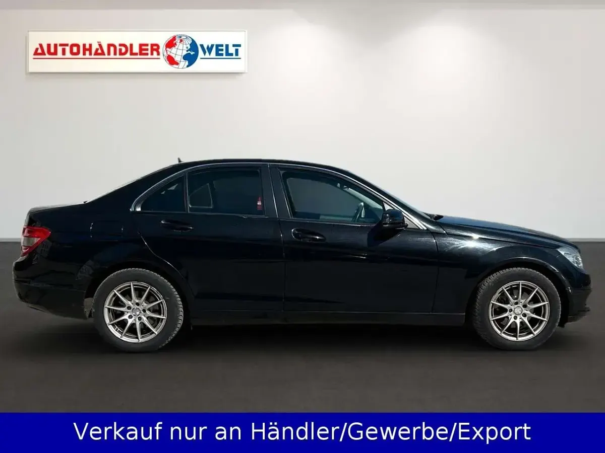 Gebraucht Mercedes C200 136 PS (100 kW) 2008 Schwarz Limousine