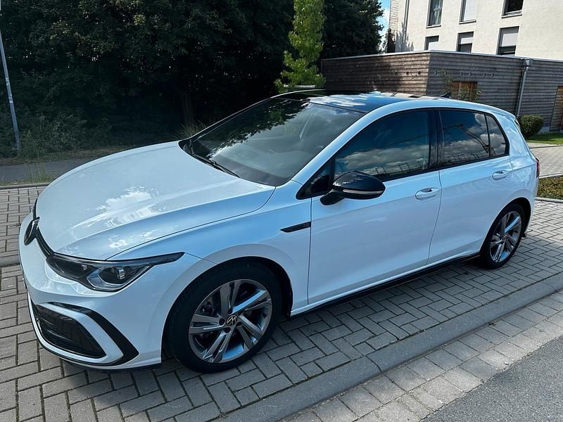 Gebraucht VW Golf VIII R-line 190 PS (139 kW) 2022 Weiß Limousine