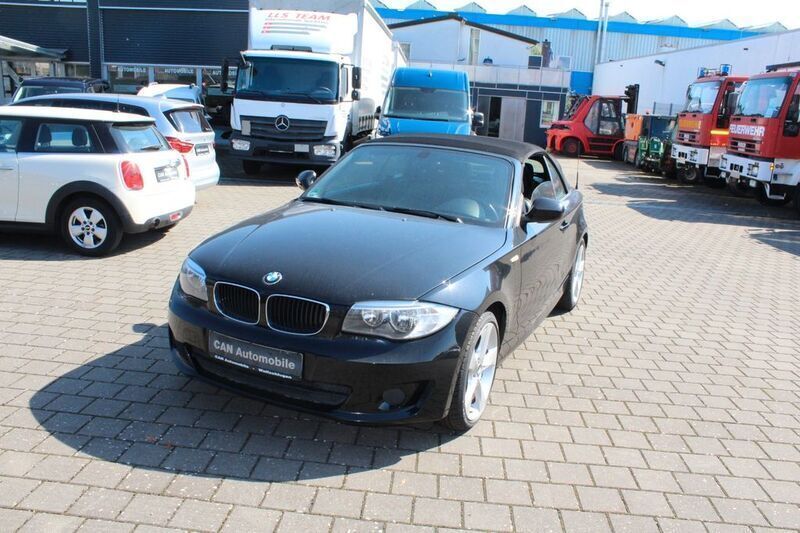 Schwarz Gebraucht 2012 BMW 118 Cabriolet Sport Line Cabrio | 8.990 € (Teuer) - Bild 1/4