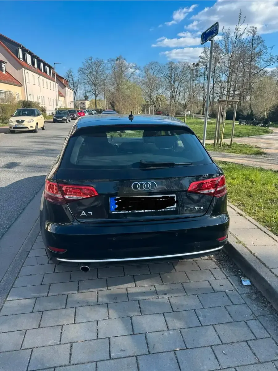 Gebraucht Audi A3 2019 Schwarz Limousine