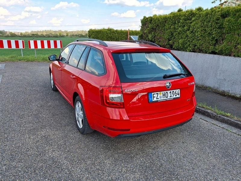 Gebraucht Skoda Octavia G-TEC Ambition 110 PS (80 kW) 2018 Rot Kombi