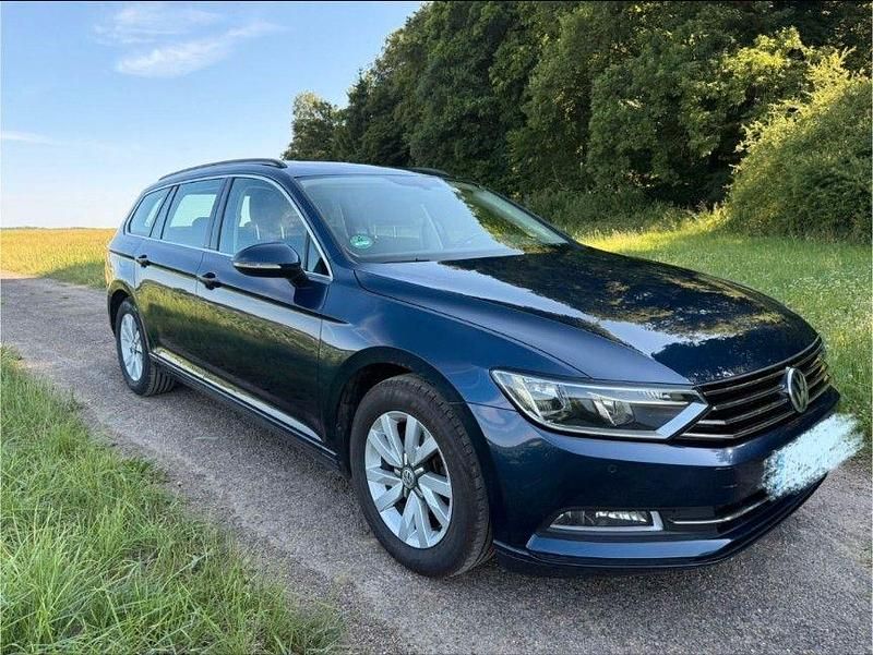 Gebraucht VW Passat 150 PS (110 kW) 2015 Blau Kombi