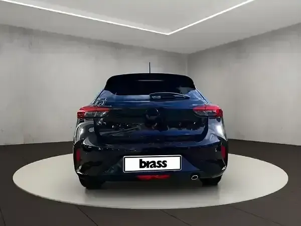 Usata Opel Corsa 101 CV (74 kW) 2025 Nero Utilitaria