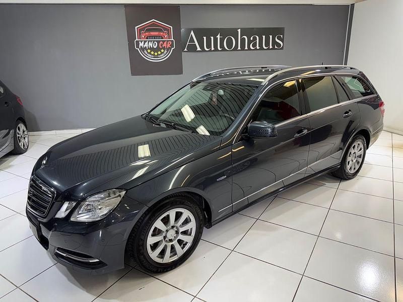 Gebraucht Mercedes E250 204 PS (150 kW) 2010 Grau Kombi