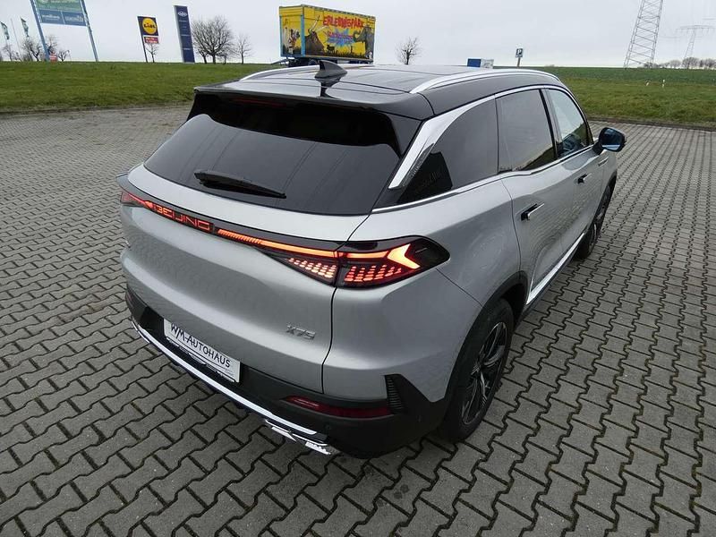 Neu Baic X75 177 PS (130 kW) 2025 Silber SUV