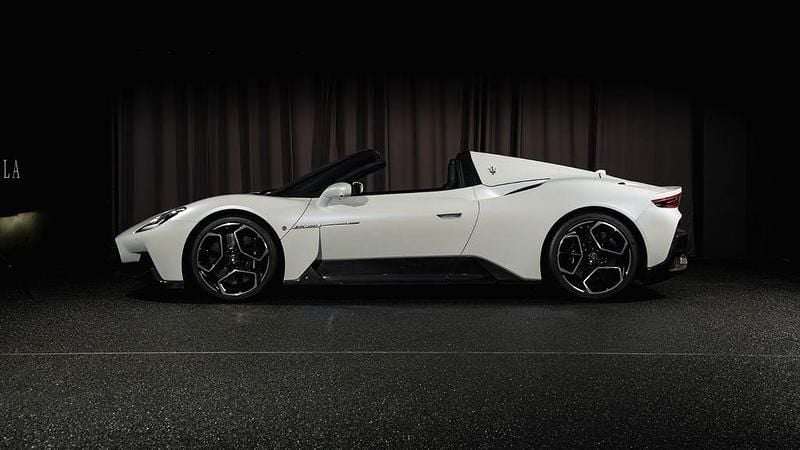 Gebraucht Maserati MC20 630 PS (463 kW) 2023 Weiß Cabrio