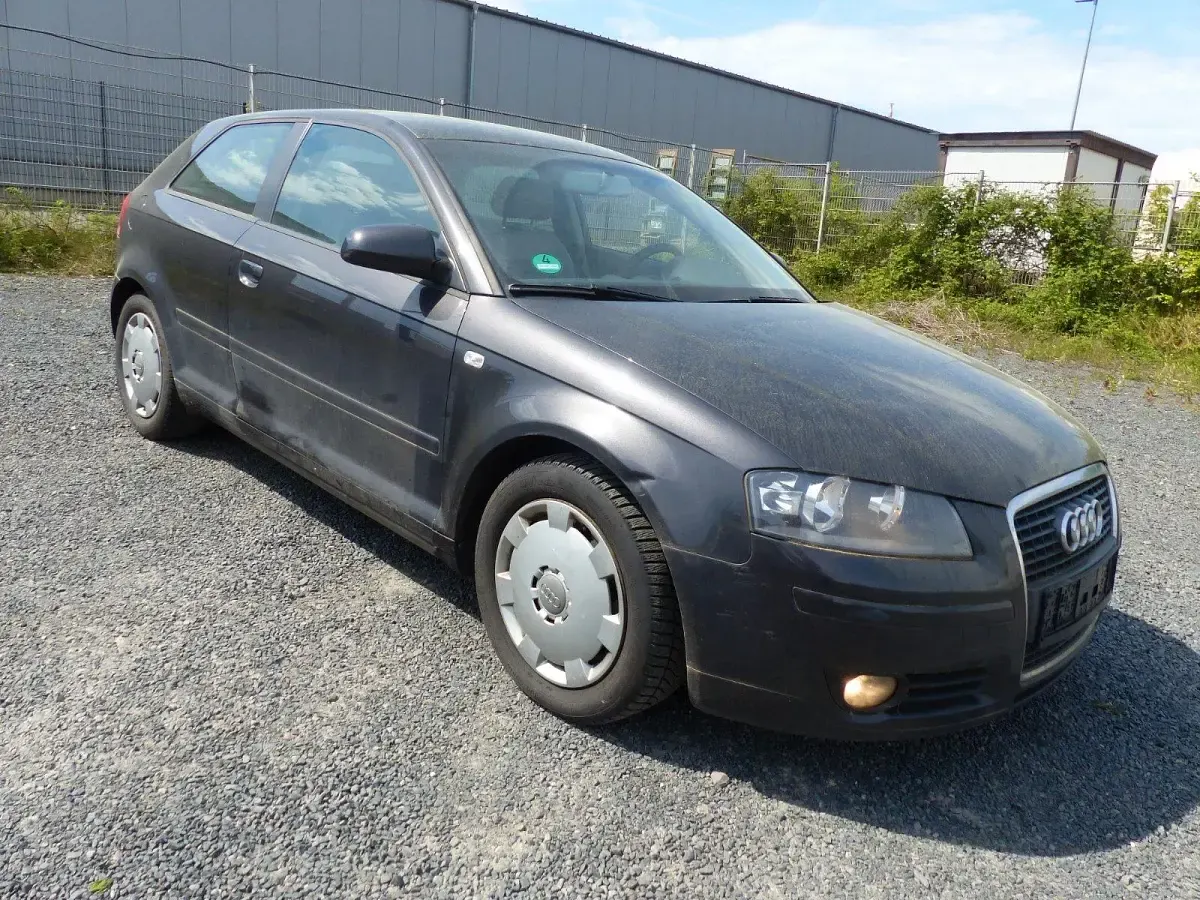 Gebraucht Audi A3 105 PS (77 kW) 2006 Schwarz Kleinwagen