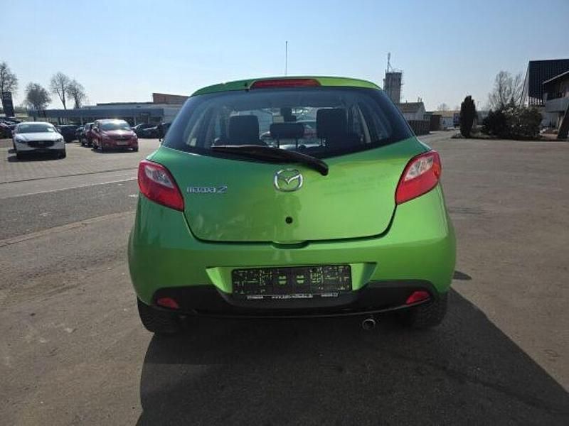 Gebraucht Mazda 2 Independence 75 PS (55 kW) 2007 Metisgrün metallic (metallic) Kleinwagen