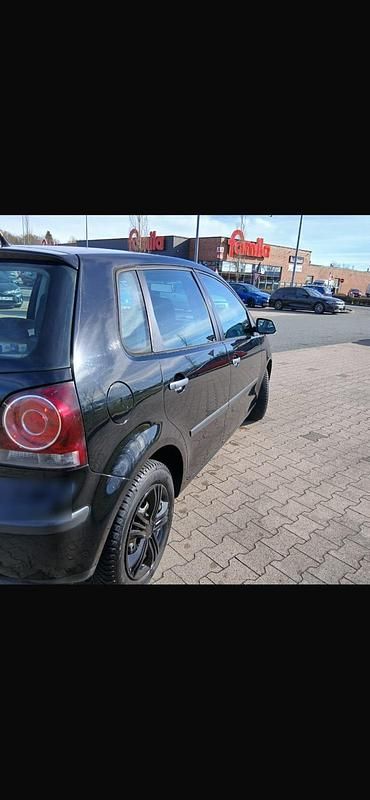 Gebraucht VW Polo 64 PS (47 kW) 2006 Schwarz Kleinwagen