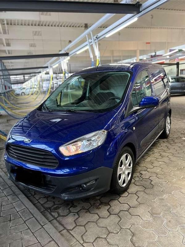 Gebraucht Ford Transit Trend 101 PS (74 kW) 2017 Van