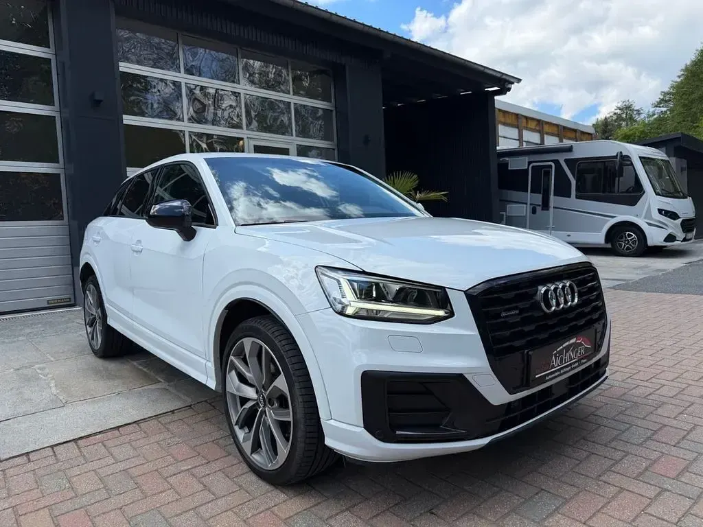 Gebraucht Audi Q2 S-Line 190 PS (139 kW) 2020 Weiß SUV