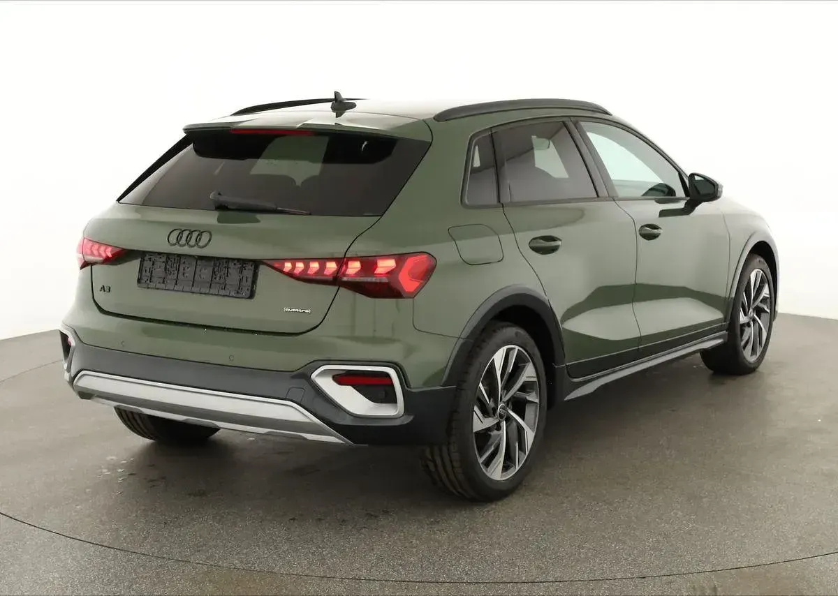 Nouvelle Audi A3 Ambiente 204 ch (150 kW) 2026 Vert