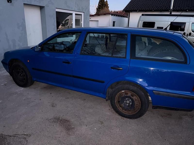 Gebraucht Skoda Octavia 145 PS (106 kW) 2004 Blau Kombi