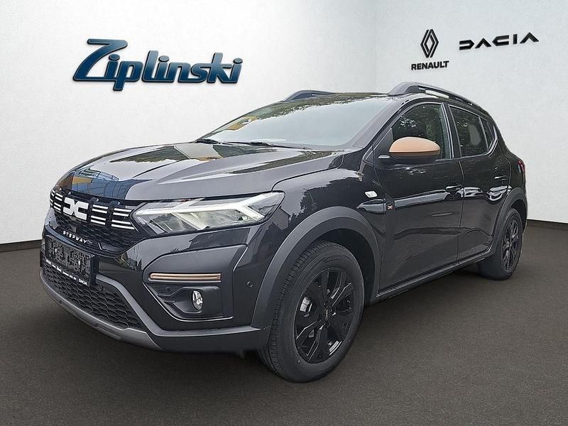 Schwarz Neu 2025 Dacia Sandero Extreme Kleinwagen | 22.500 € (Etwas zu teuer) - Bild 1/4