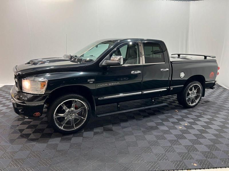 Gebraucht Dodge Ram 349 PS (256 kW) 2007 Schwarz Pickup