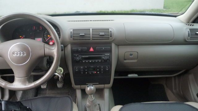 Gebraucht Audi A3 102 PS (75 kW) 2001 Schwarz Kleinwagen
