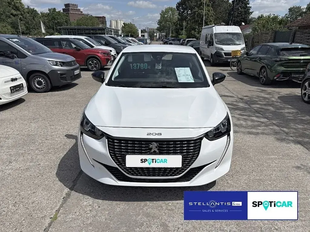 Gebraucht Peugeot 208 Active 75 PS (55 kW) 2023 Weiß Kleinwagen