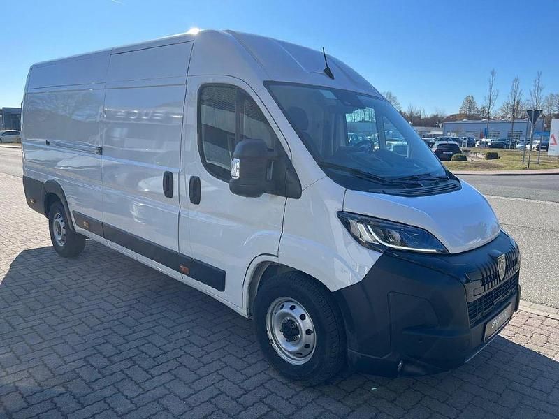 Gebraucht Peugeot Boxer 179 PS (131 kW) 2025 Other Van