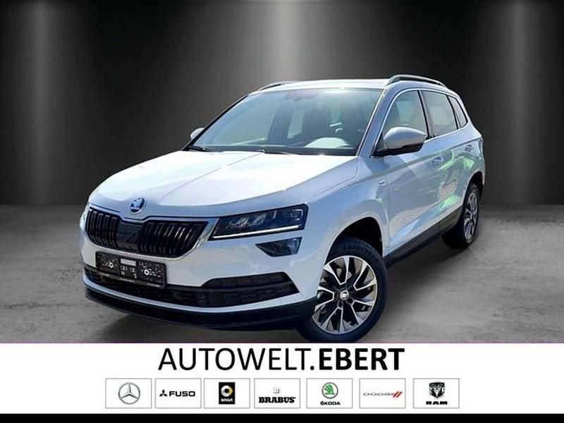 Moonweiß perleffekt moonweiß perleffekt Gebraucht 2022 Skoda Karoq Clever SUV | 36.990 € (Teuer) - Bild 1/4