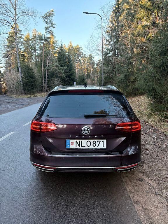 Gebraucht VW Passat Highline 239 PS (175 kW) 2017 Kombi