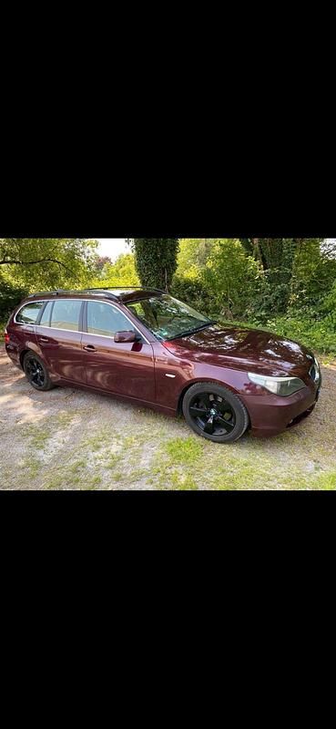 Gebraucht BMW 520 164 PS (120 kW) 2006 Rot Kombi
