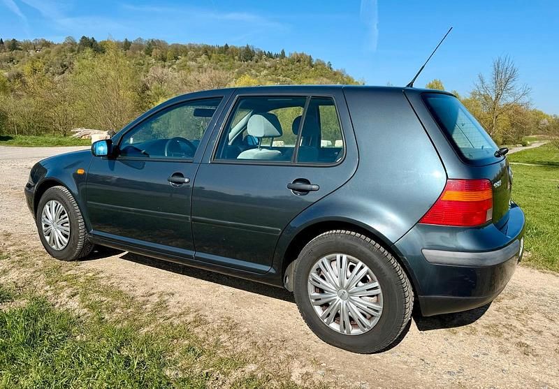 Gebraucht VW Golf III 101 PS (74 kW) 1998 Grau Limousine