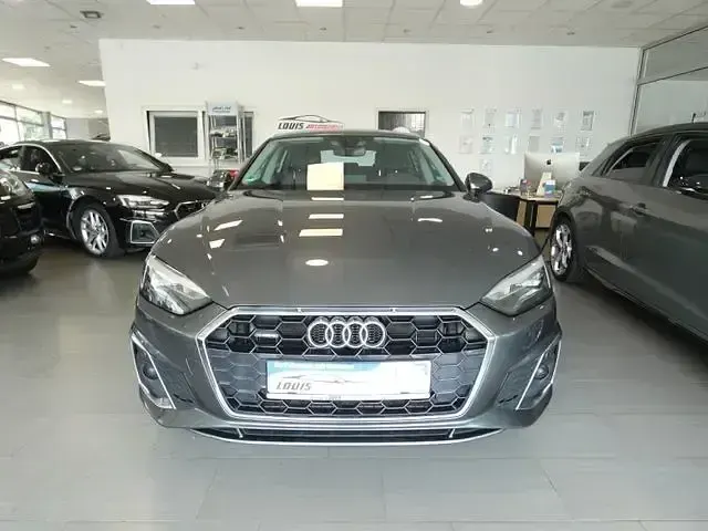 Gebraucht Audi A5 Sportback S-Line 204 PS (150 kW) 2024 Grau Kleinwagen
