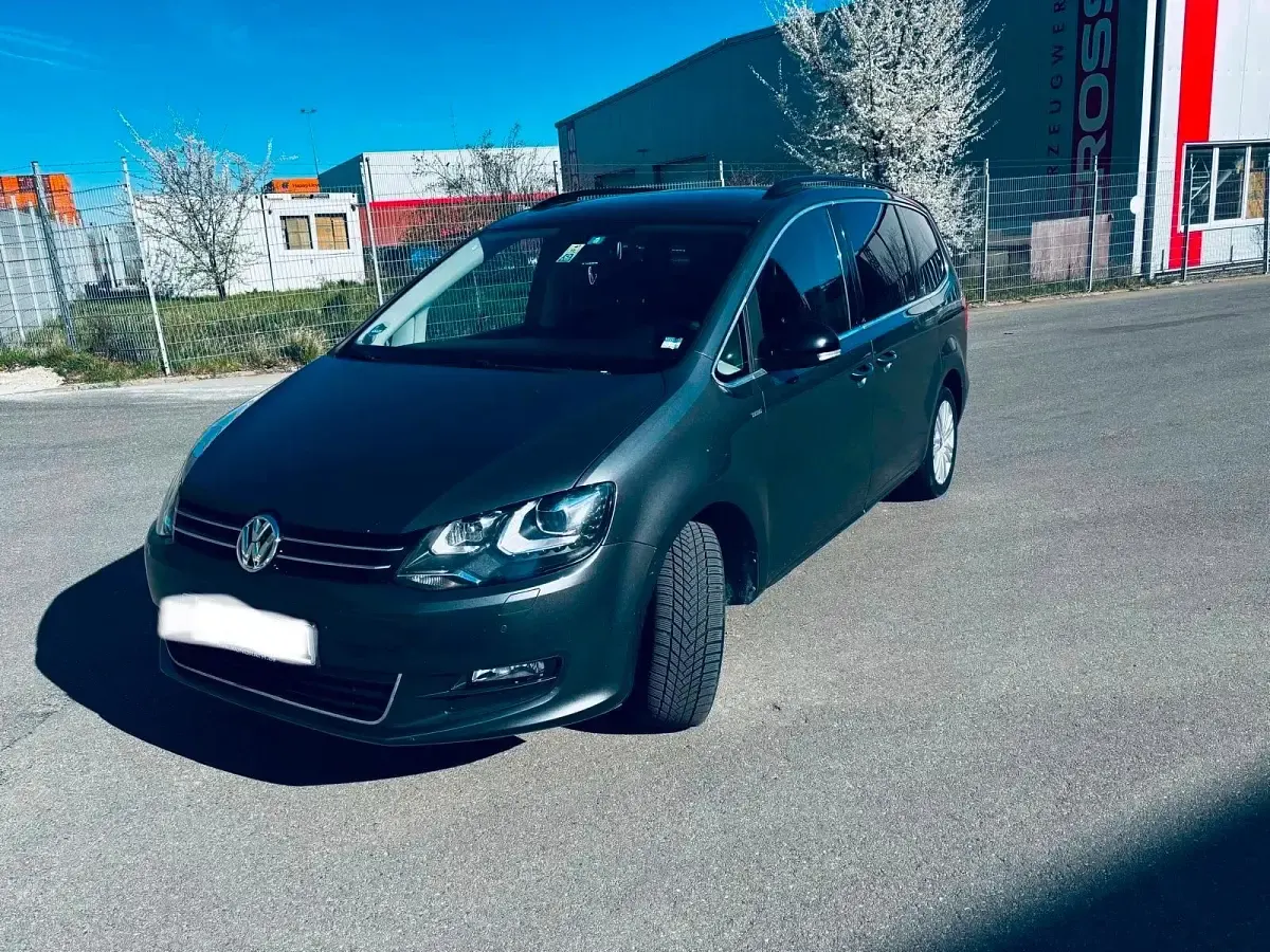 Gebraucht VW Sharan 170 PS (125 kW) 2012 Grau Van / Kleinbus