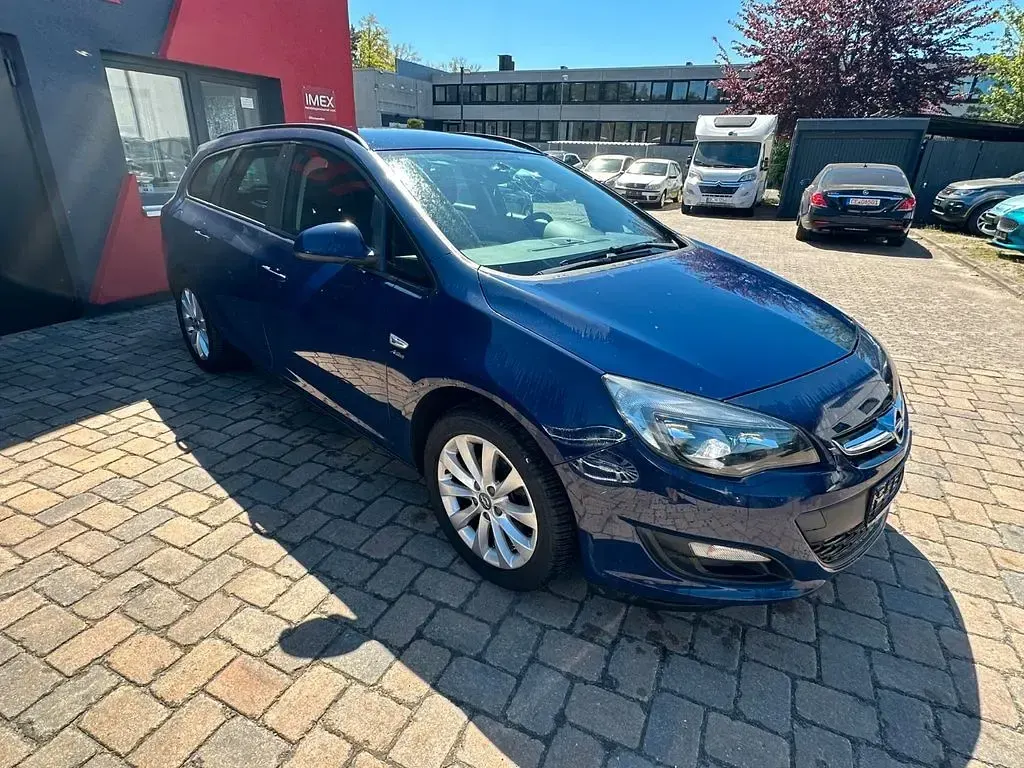 Gebraucht Opel Astra Active 110 PS (80 kW) 2013 Blau Kombi