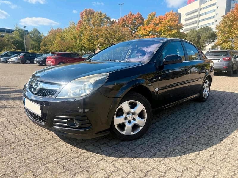 Schwarz Gebraucht 2006 Opel Vectra GTS Limousine | 1.990 € (Fairer Preis) - Bild 1/4