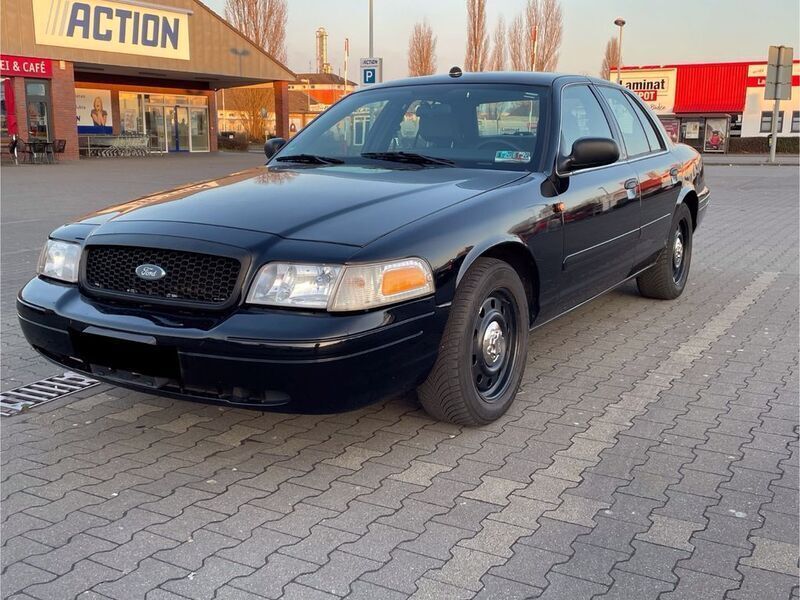 Schwarz Gebraucht 2008 Ford Crown Victoria Limousine | 14.000 € - Bild 1/4