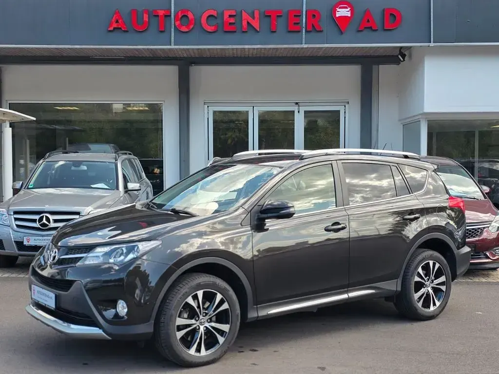 Gebraucht Toyota RAV4 Edition-S 150 PS (110 kW) 2015 Braun SUV