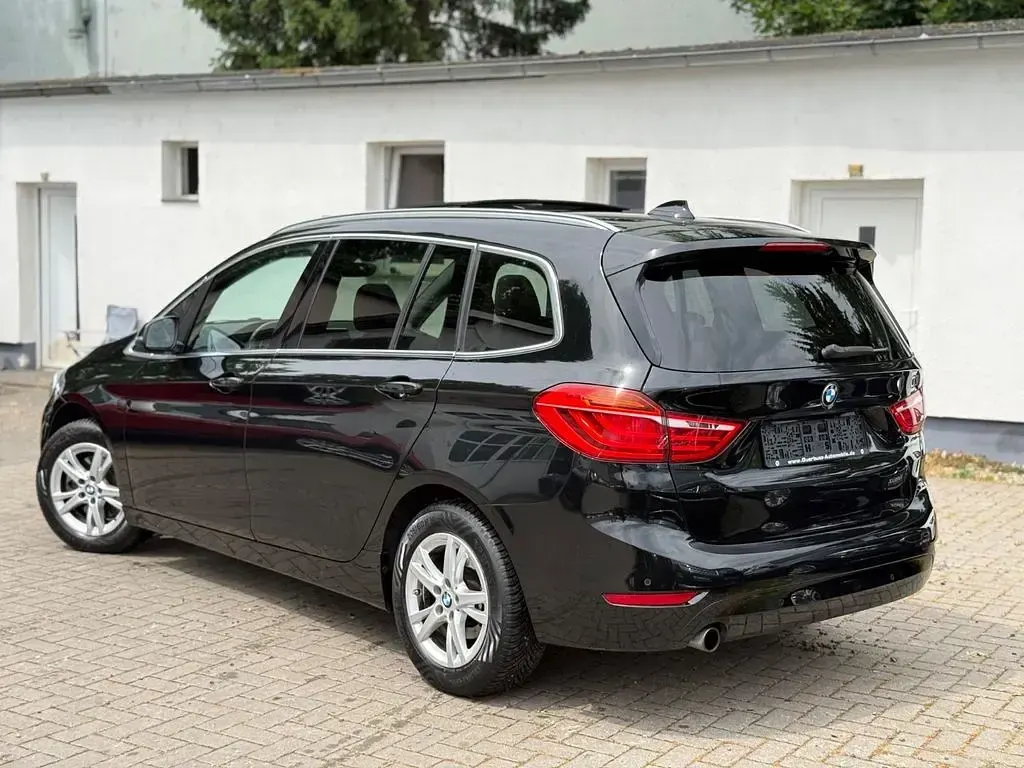 Gebraucht BMW 218 Gran Tourer 136 PS (100 kW) 2016 Schwarz Van / Kleinbus