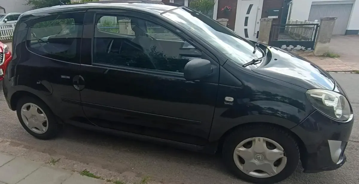 Gebraucht Renault Twingo 75 PS (55 kW) 2011 Schwarz Kleinwagen