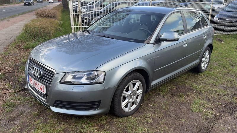 Gebraucht Audi A3 Ambiente 160 PS (117 kW) 2009 Grau Kleinwagen