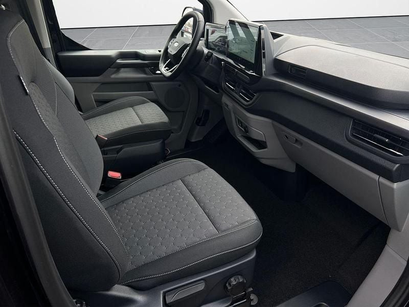 Neu Ford Tourneo Custom Titanium 170 PS (125 kW) 2026 Agate black Van