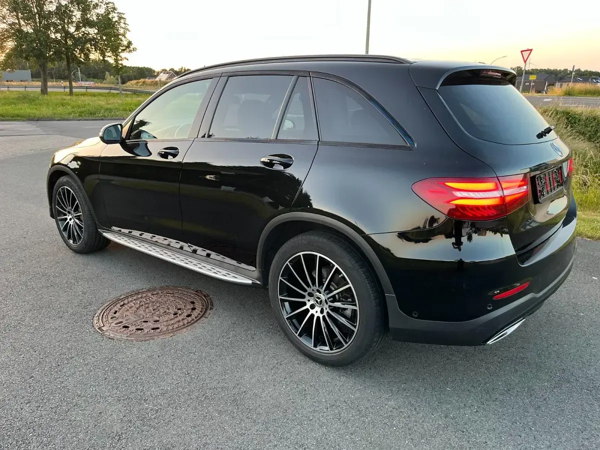 Gebraucht Mercedes GLC350 AMG 258 PS (189 kW) 2017 Schwarz SUV