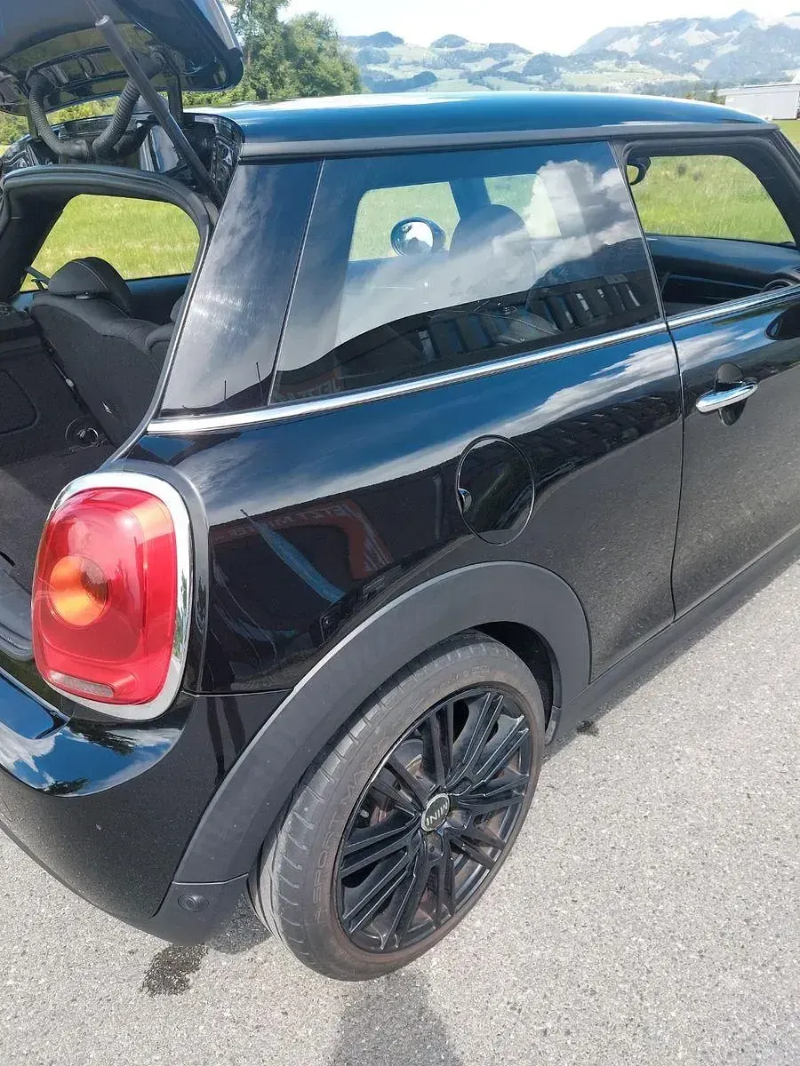 Gebraucht Mini One D 95 PS (69 kW) 2017 Schwarz Kleinwagen