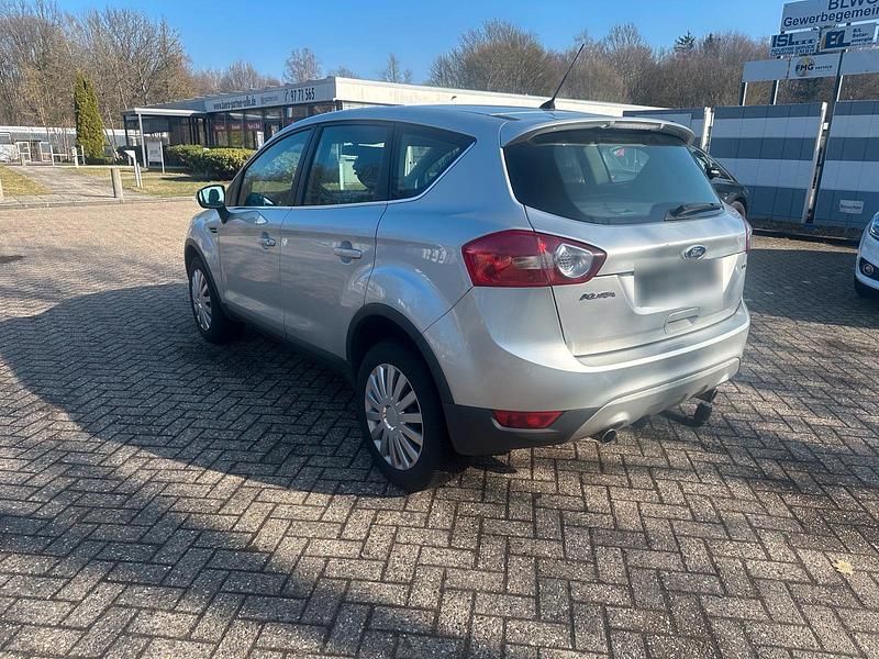 Gebraucht Ford Kuga 140 PS (102 kW) 2011 Grau SUV
