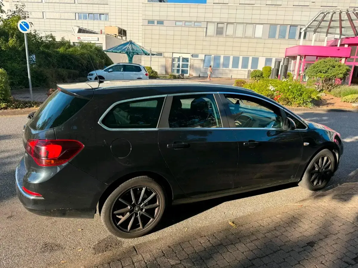 Gebraucht Opel Astra 2013 Kombi