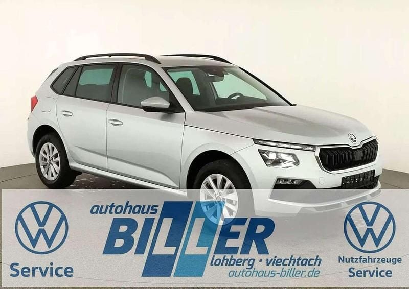 Silber Neu 2025 Skoda Kamiq Selection SUV | 24.995 € (Superpreis) - Bild 1/4