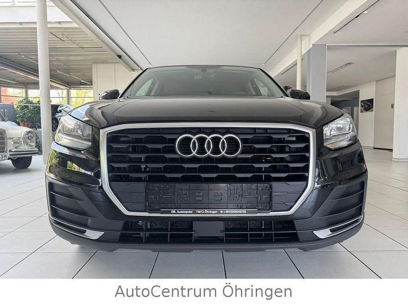 Usata Audi Q2 Basis 116 CV (85 kW) 2017 Nero SUV
