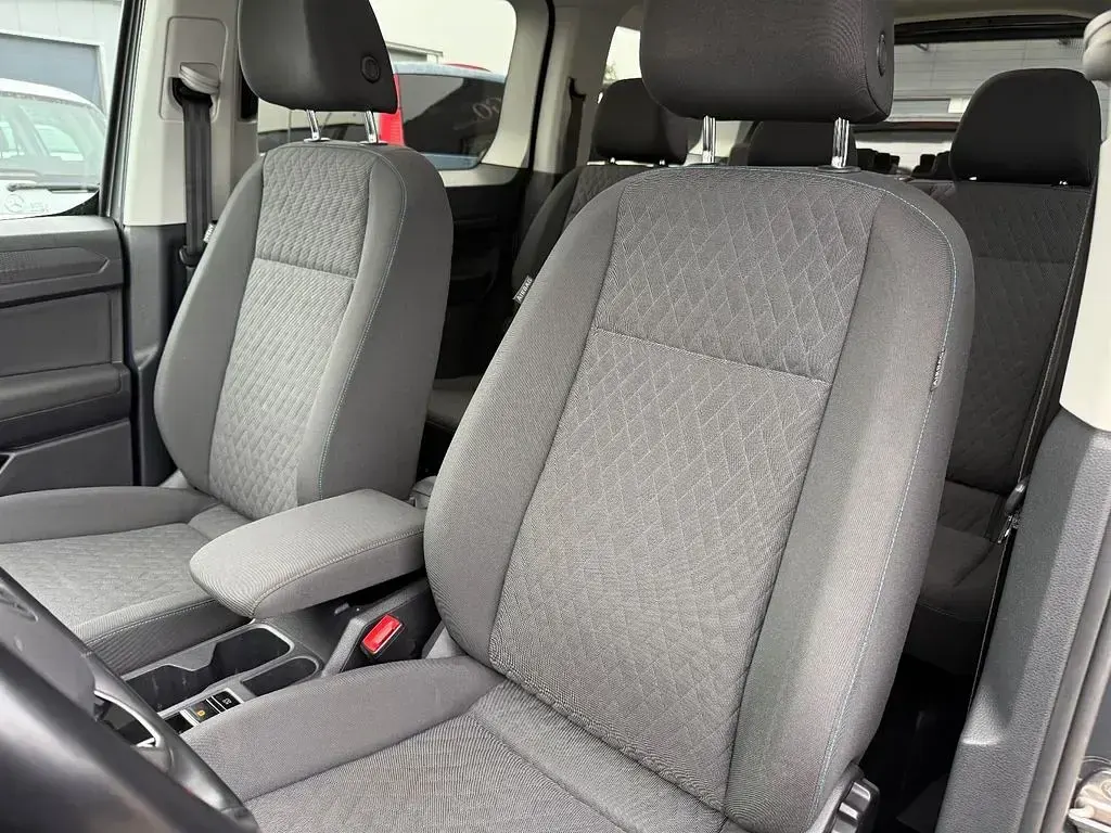 Second-hand VW Caddy Move 122 CP (89 kW) 2021 Gri Monovolum