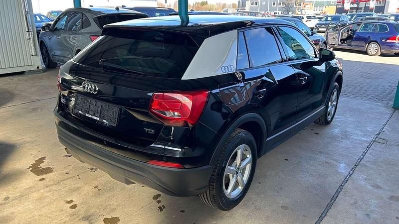 Usata Audi Q2 Basis 116 CV (85 kW) 2017 Nero SUV