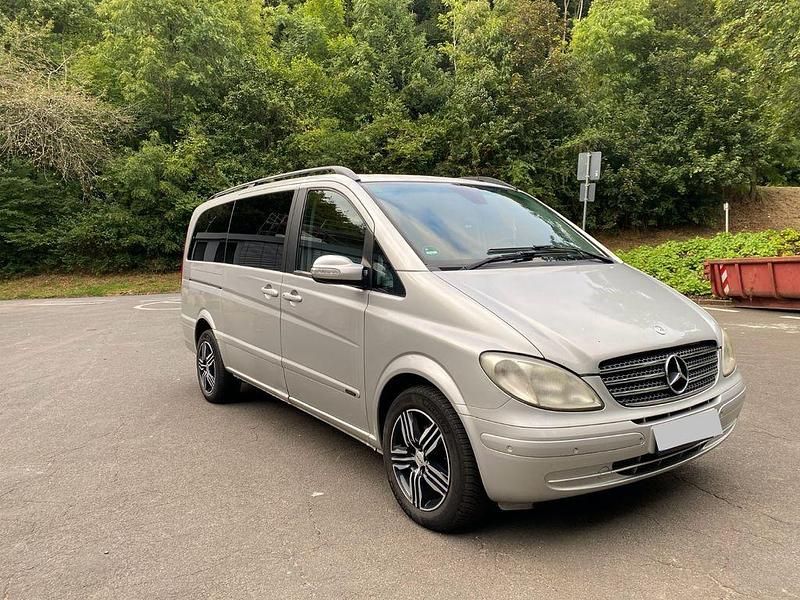 Gebraucht Mercedes Viano 150 PS (110 kW) 2006 Silber Van / Kleinbus
