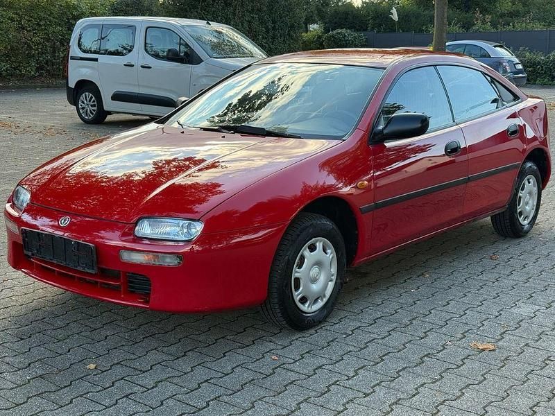 Rot Gebraucht 1995 Mazda 323F Comfort Limousine | 3.950 € - Bild 1/4