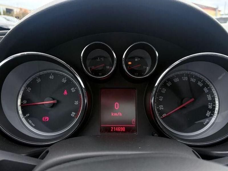 Gebraucht Opel Insignia Edition 116 PS (85 kW) 2009 Silber Limousine