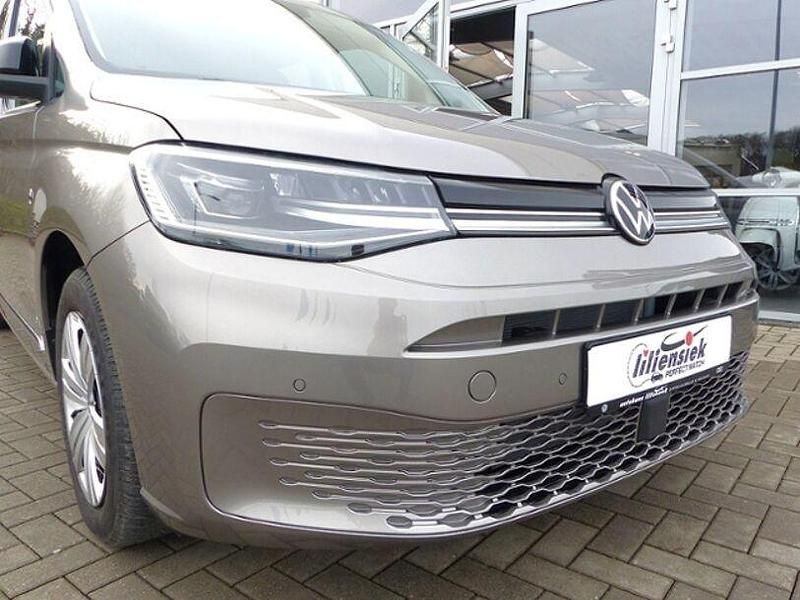 Second-hand VW Caddy Maxi Style 122 CP (89 kW) 2025 Bej Monovolum