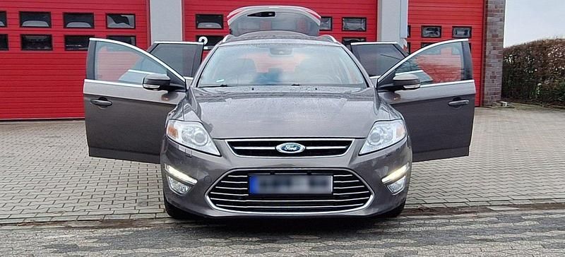 Gebraucht Ford Mondeo Titanium 200 PS (147 kW) 2014 Andere farben Kombi