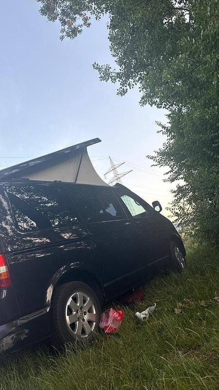 Schwarz Gebraucht 2007 VW T5 Van | 13.900 € (Teuer) - Bild 1/4